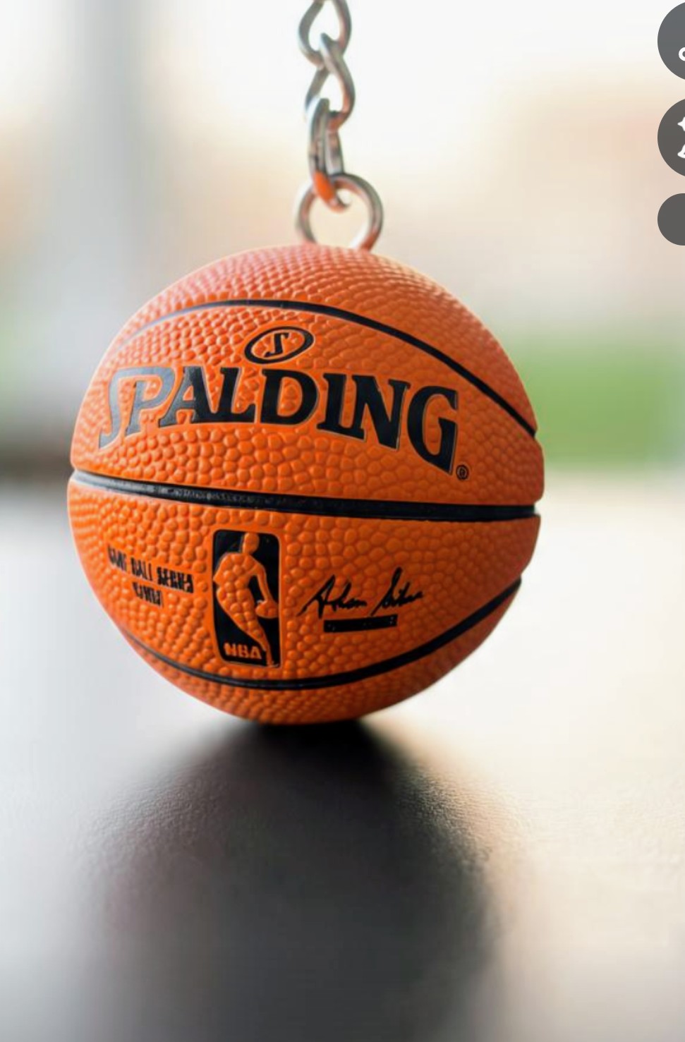 Llavero balón de Baloncesto Clásico